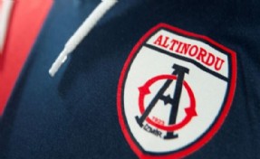 Altınordu'da üç oyuncu daha gitti!