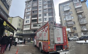 Baca yangınını itfaiye söndürdü; 3 kişi dumandan etkilendi