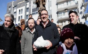 Balçova’da Kar Şenliği coşkusu: Başkan Yiğit çocuklarla kar sevincine ortak oldu