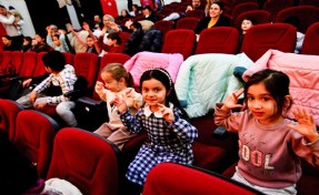 Bornova’da yarıyıl tatili tiyatroyla şenleniyor: İşte etkinlik takvimi..