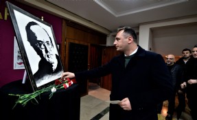 Bornova’dan aydınlanma yemini: Uğur Mumcu’nun kalemi yerde değil