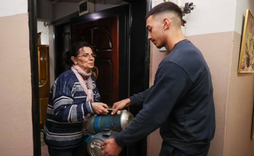 Buca’da elektrikli ve elektronik atıklar geri dönüşümde