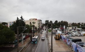 Büyükşehir çalıştı Özmen Caddesi su basmadı!