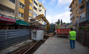 Büyükşehir neşteri vurdu: Sevgi Yolu'nu artık su basmayacak