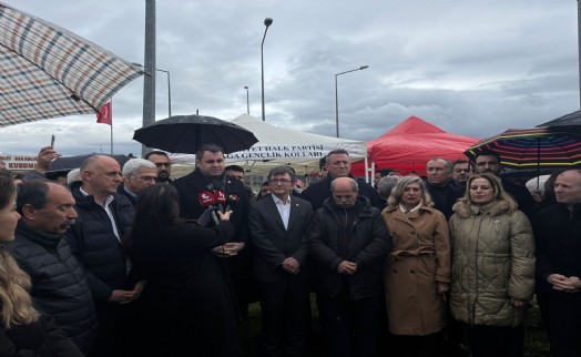 CHP İzmir’den tutuklu gençlere destek ziyareti: 'Bu bir gözdağı davası!'