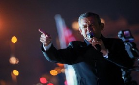 Yılın ilk mitingi Beykoz'da... Özgür Özel'den dikkat çeken Erdoğan açıklaması: Trump ile ilişkisi Türkiye için tehlikedir!