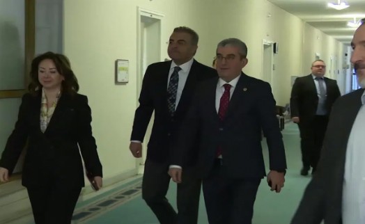 CHP'nin siyasi partilere ziyaret turu başladı