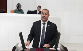CHP’li Arslan İzmir’de onay bekleyen projeleri tek tek sıraladı: Proje ve kredileri onaylayın!