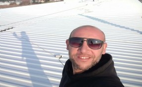 Çatıdan düşen işçi canından oldu!