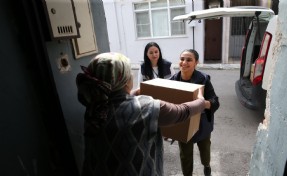 Çiğli Belediyesi’nden gıda kolisi seferberliği