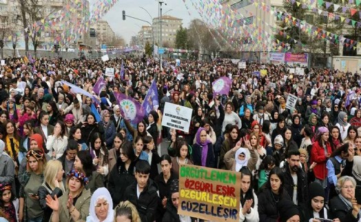 DEM Parti'den Diyarbakır'da eylem yasağına yeni hamle