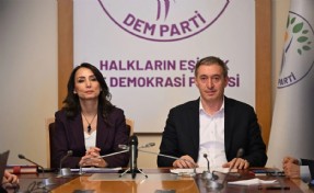 DEM Parti'den 'Öcalan' vurgulu 'Suriye' açıklaması: 'Ankara'da yapıcı, Suriye'de yıkıcı olunamaz!'