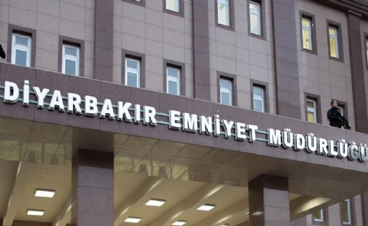 Diyarbakır Emniyet Müdürlüğü'ne saldırı!