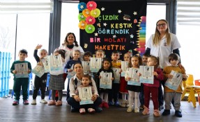 Efes Selçuk'tan örnek uygulama! Sengel: 'Atatürk'ün ismi de resmi de yüreklerde'