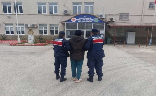 Firari hükümlü ekiplerden kaçamadı