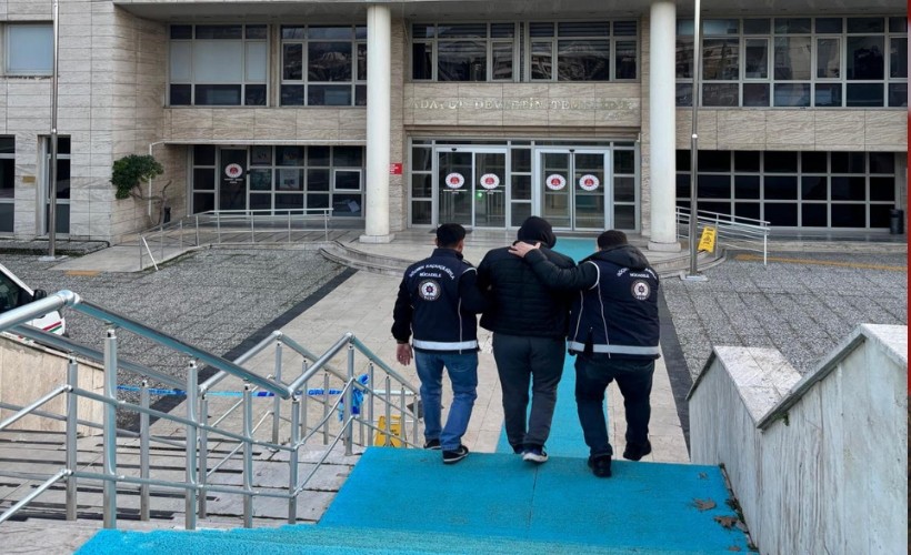 Firari hükümlü saklandığı evde yakalandı