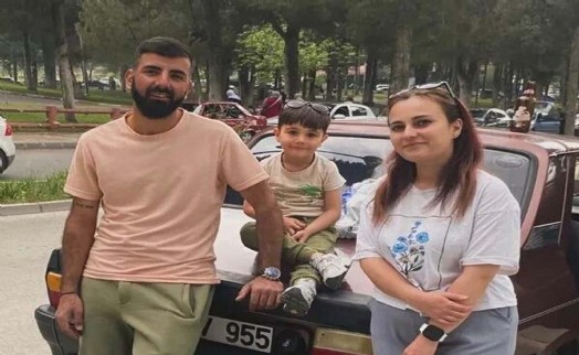 Manisa'da feci kaza: Baba-oğul kurtarılamadı, anne ağır yaralı!