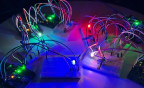 Gençler için ücretsiz Arduino atölyesi