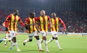 Göz-Göz İstanbul'a kafa tutuyor!
