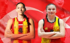 Göztepe filesinde milli sevinç