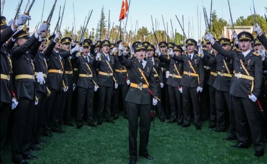 İhraç edilen teğmenle ilgili kritik karar: Teğmenin ihracı mahkemeden döndü!