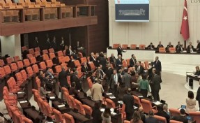 İyi Parti'den DEM Parti'ye: Türkiye Büyük Millet Meclisi’ni PKK’nın kampı zannediyorlar