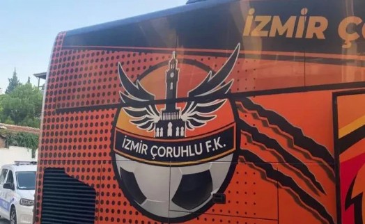 İzmir Çoruhlu FK golcü aldı
