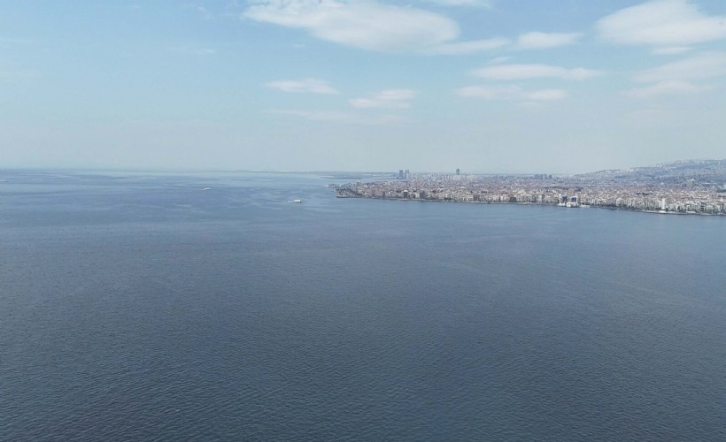 İzmir Körfezi'nin hem deprem geçmişi hem de olası depremlerin riskleri analiz edilecek