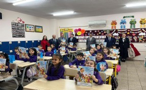 İzmir'de 721 bin 862 öğrenci karne aldı