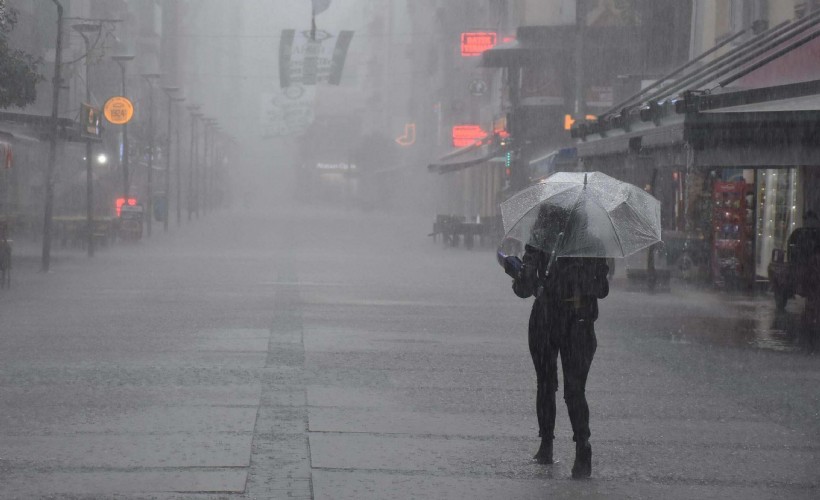 İzmir'e sağanak uyarısı