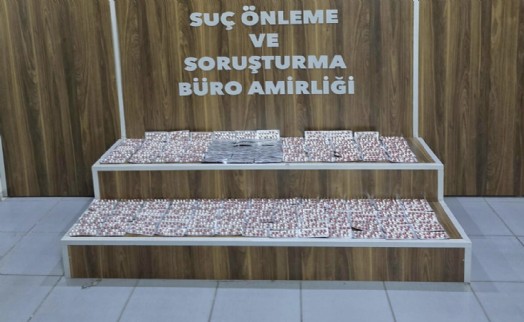 İzmir’de uyuşturucu operasyonu: Binlerce sentetik hap ele geçirildi