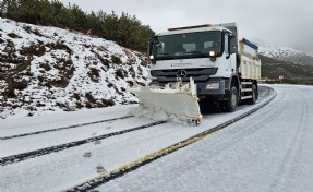 İzmir’in 6 ilçesinde karla mücadele