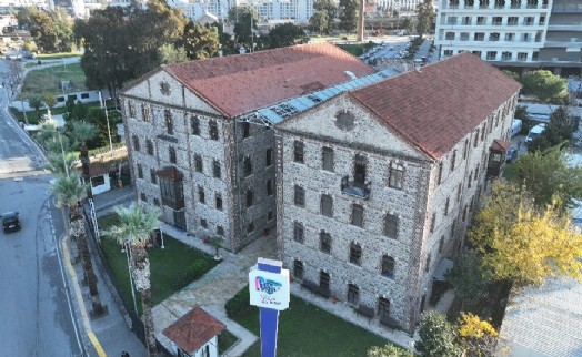 İzmir’in Meslek Fabrikası iş, aş, umut üretiyor