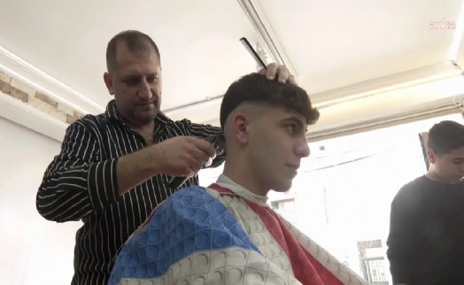 İzmirli berberden 'askıda tıraş' uygulaması