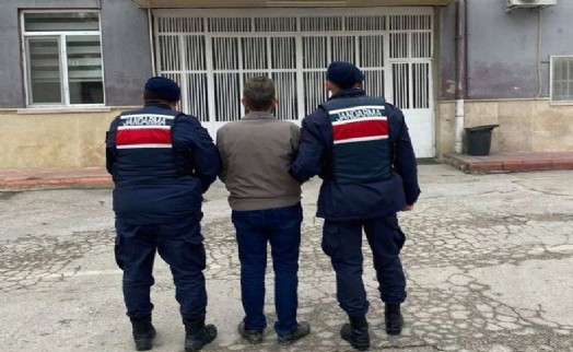Jandarma aranan 51 şüpheliyi yakaladı