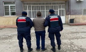 Jandarma aranan 51 şüpheliyi yakaladı