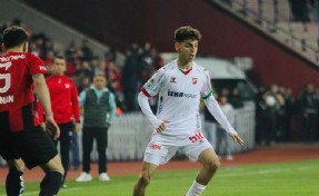 Karşıyaka'da Adem eski kulübüne de kazandıracak
