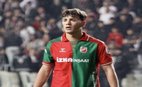 Karşıyaka'da Ahmet Yağız da gitti