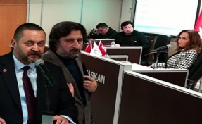 Karşıyaka'da CHP ve AK Parti arasında üye sayısı krizi