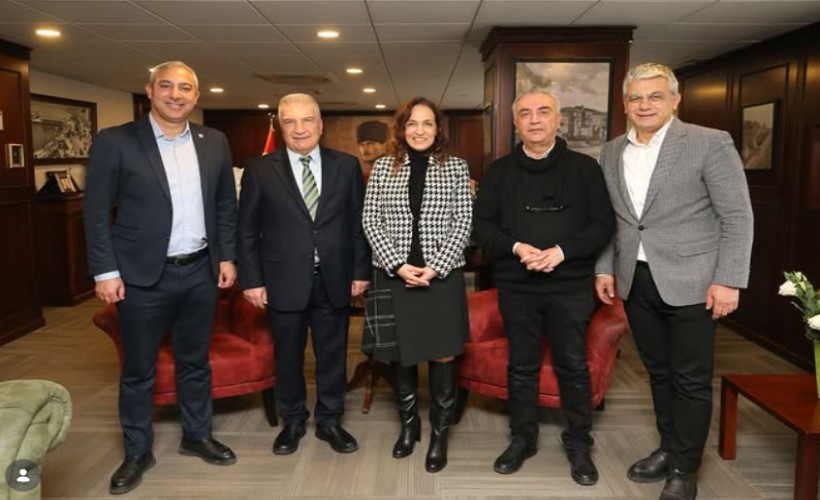 Karşıyaka’da dikkat çeken buluşma: Ünsal eski başkanlarla görüştü!
