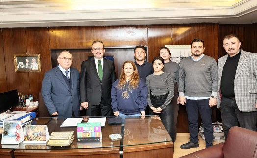 Kasapoğlu: Gazeteciler, toplumun gören gözü, işiten kulağıdır