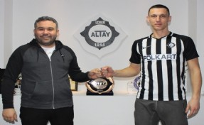 Korkulan oldu: Stachowaik Altay'ı yaktı!