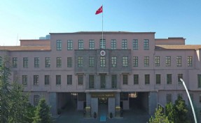 MSB'den 'Türk bayrağı' açıklaması: 'Organize bir provokasyon, failleri tespit edildi'