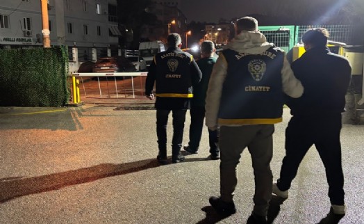 Manisa’da silahlı kuyumcu soygunu: 2 şüpheli yakalandı