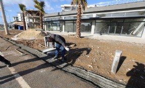 Menderes Belediyesi’nden kaldırım çalışması