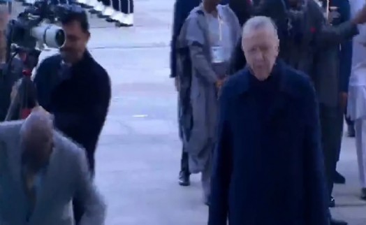 Nijerya Cumhurbaşkanı Saray'da düştü