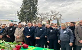Özgür Özel memleketinde cenazeye katıldı