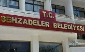 Şehzadeler Belediyesi'nde şok istifa!