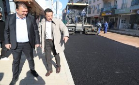 Temel Cingöz Caddesi'nde sona gelindi, esnafın yüzü güldü
