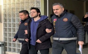 Tıp öğrencisi Cumhurbaşkanına hakaretten tutuklandı!
